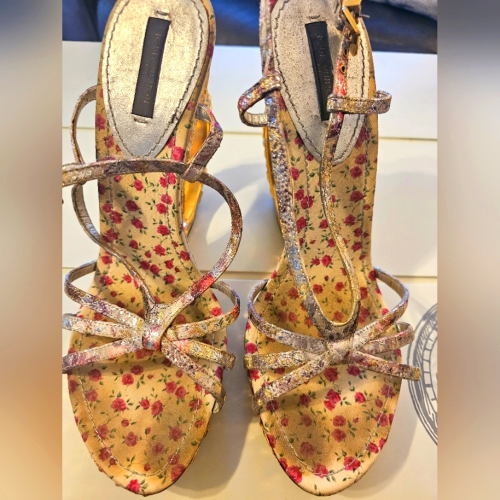 Louis Vuitton 39